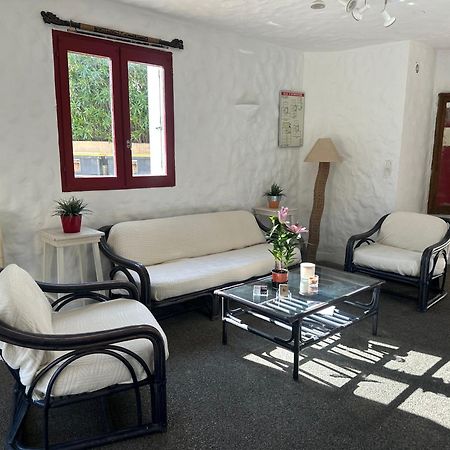 Hotel Maya Cavalaire-sur-Mer Exterior photo
