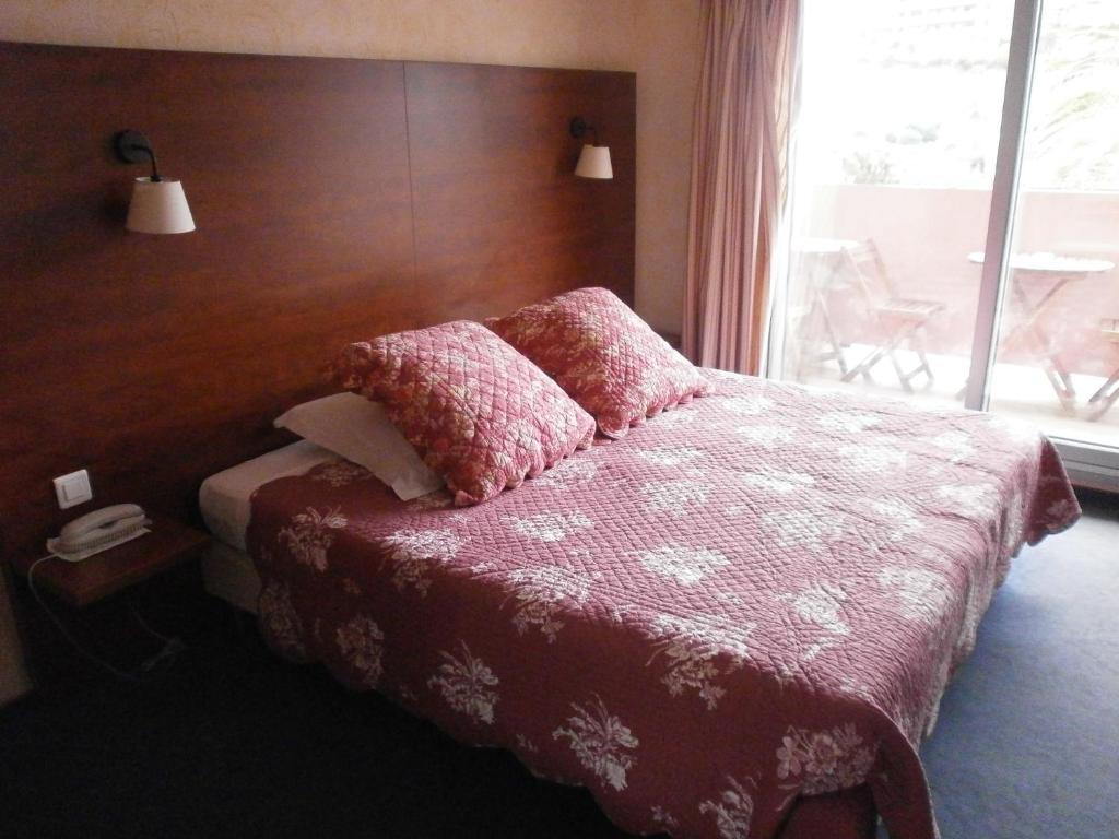 Hotel Maya Cavalaire-sur-Mer Room photo