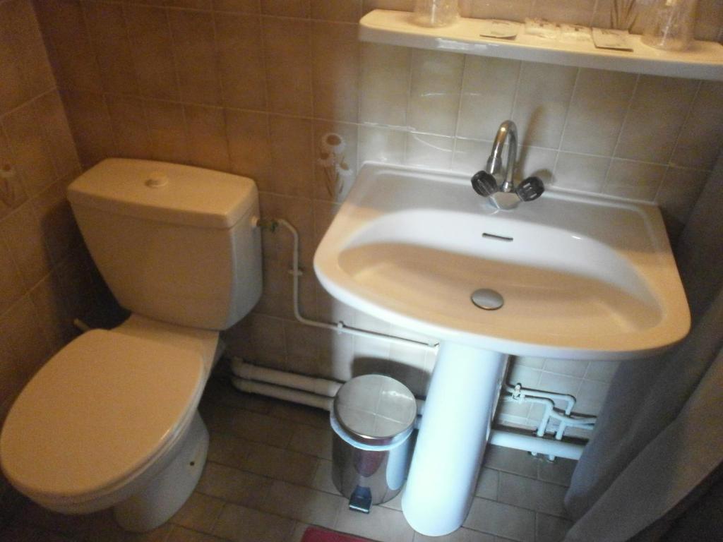 Hotel Maya Cavalaire-sur-Mer Room photo