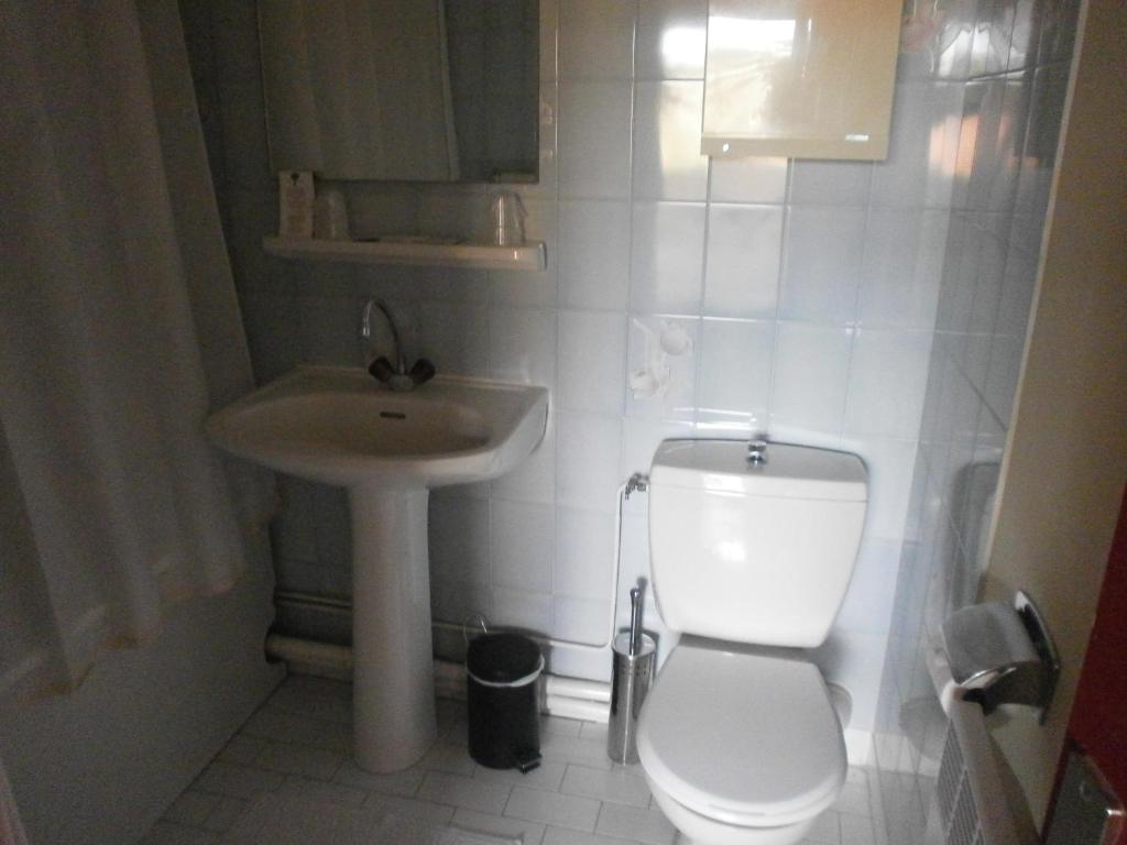 Hotel Maya Cavalaire-sur-Mer Room photo